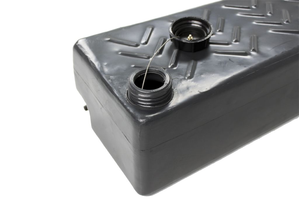 Footwell water tank